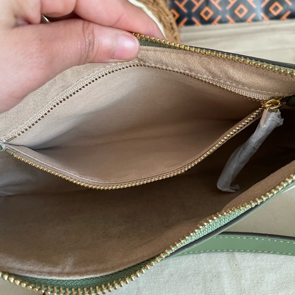 New✨ T monogram brocade studio - Picture 9 of 16